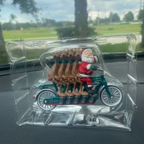 Hallmark Christmas Ornament 1994 Santa Claus Reindeer Bicycle Cyclists - Picture 11 of 11